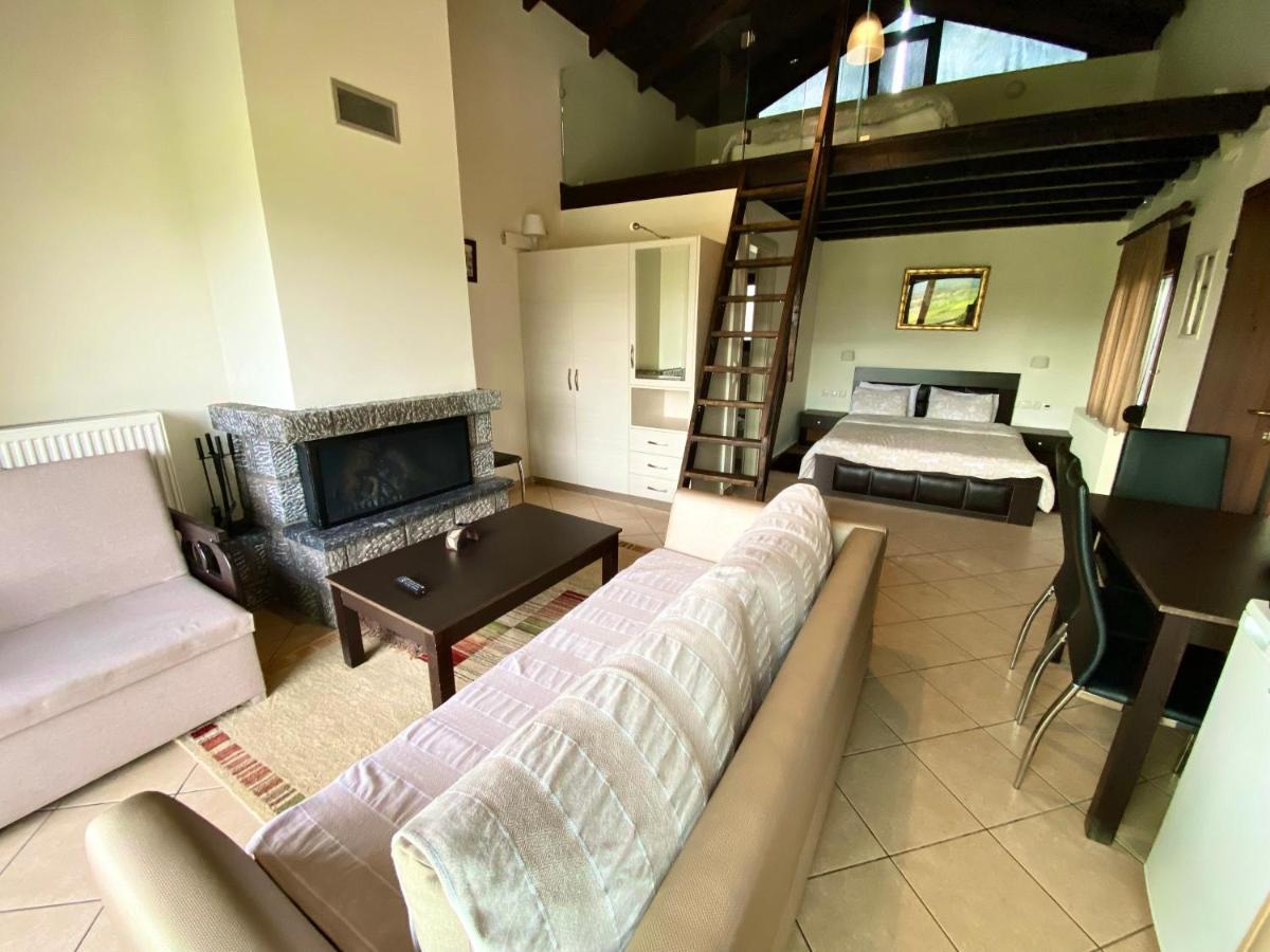 Lithos Villas Amfikleia Exterior foto